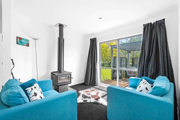 1 Maple Lane Martinborough_5