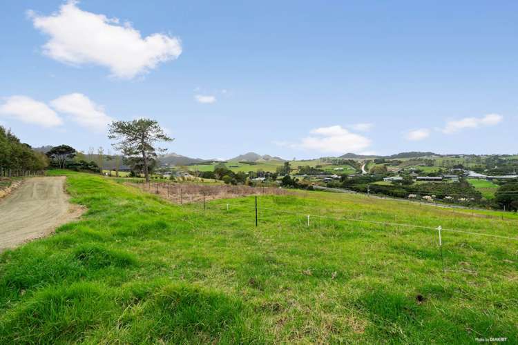 128a Barrier View Road_3
