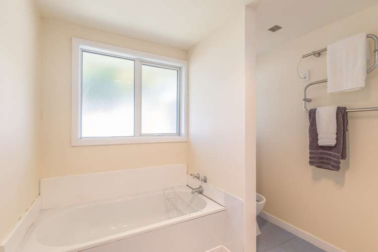 6 Thorpe Street Sumner_12