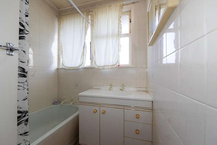 73 Wilson Road Flaxmere_11