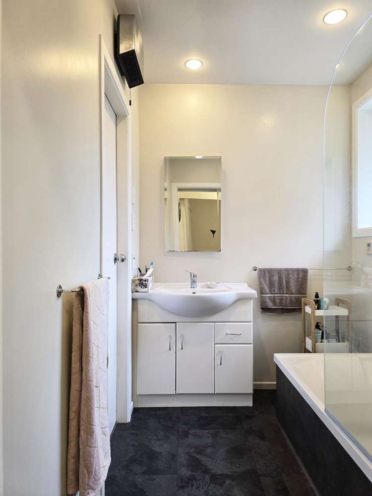123 Hargood Street Woolston_14