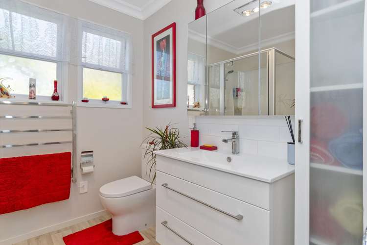 42 Waratah Street Matua_13