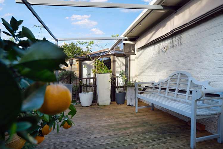 89A View Road Henderson_30