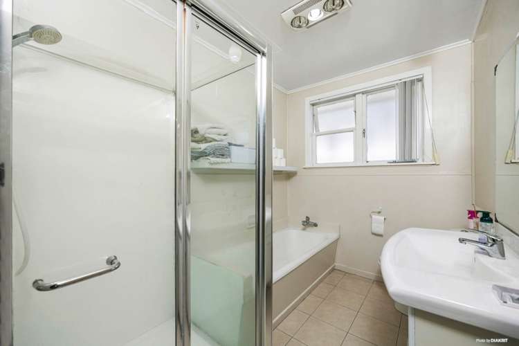 19 Boundary Road Blockhouse Bay_9
