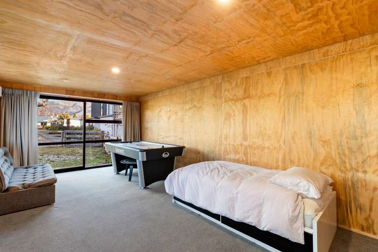 110 Aubrey Road Wanaka_20