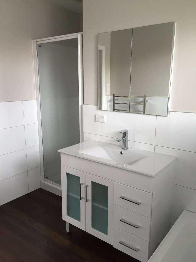 76 Gloria Avenue Te Atatu Peninsula_18