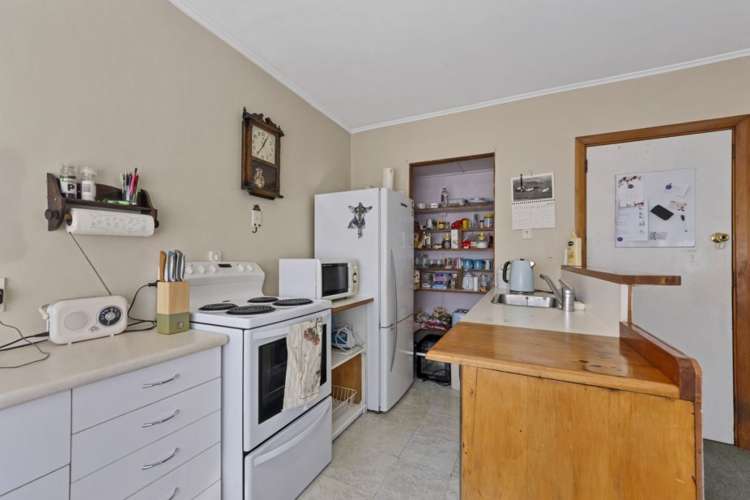 42 Eureka Street Aranui_12