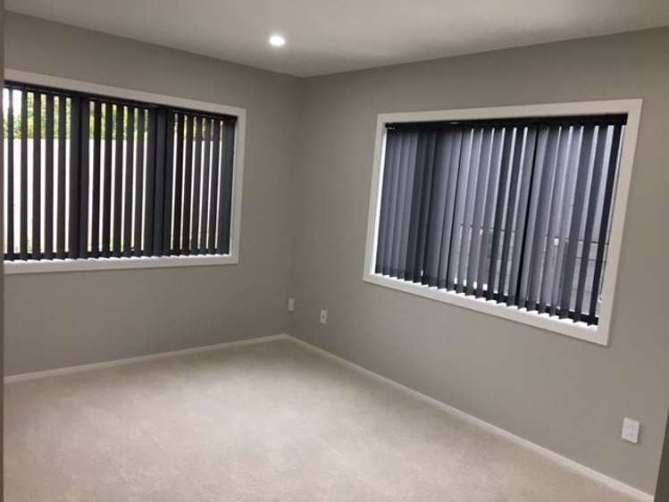 62 Woodglen Road Glen Eden_1