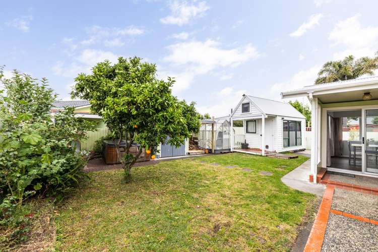 17 Roskilda Crescent Taradale_14