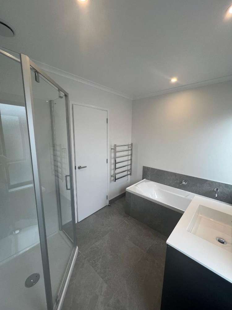 27A Henry Tayler Rise Milldale_5