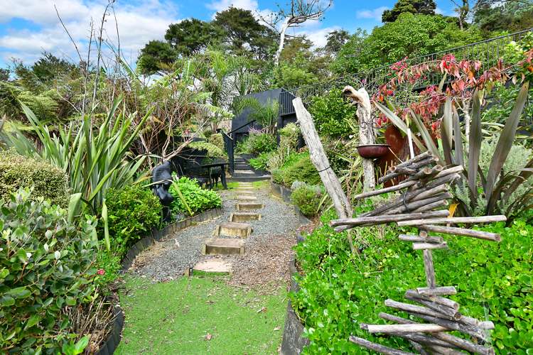 47 Cochrane Avenue Arkles Bay_15