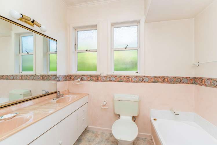 19 Ngaio Street Otaki Beach_9