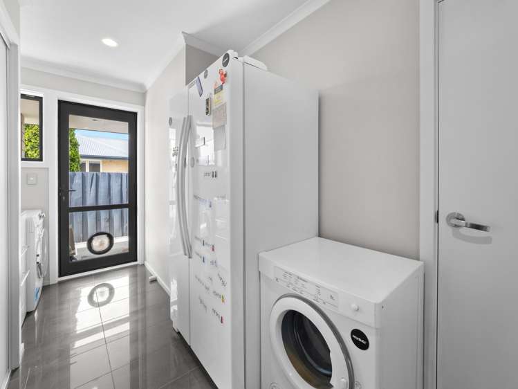 4 Goldrich Grove Netherby_16