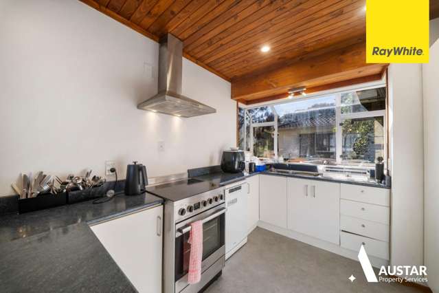  77 Riverpark Crescent Henderson_2
