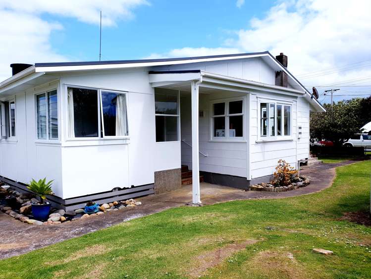 34 Seaview Avenue Te Puru_6