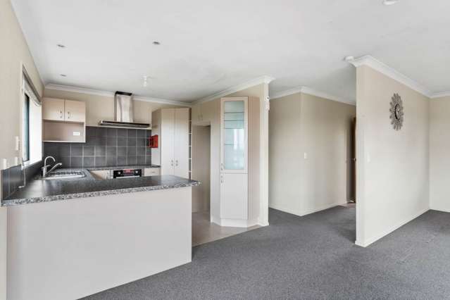 44A Evans Road Weymouth_3