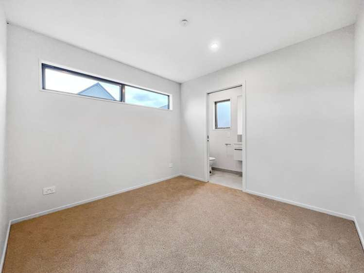 7/14 Clive Street Phillipstown_5