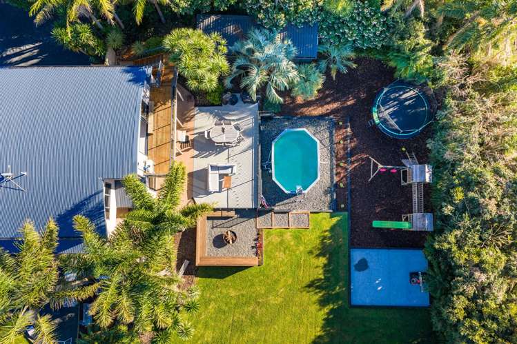 381 Cove Road Waipu_29