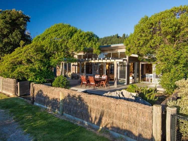 6 Peninsula Road Takaka_25