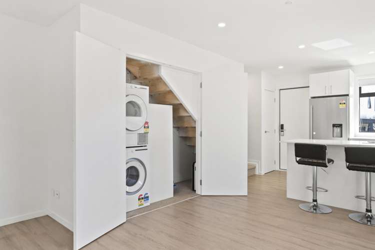 1/60 Hepburn Road Glendene_8