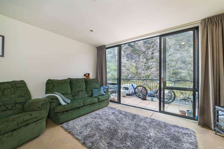 52/159 Gorge Road Queenstown_6