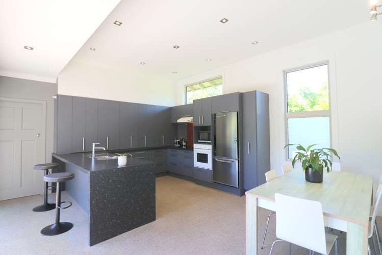 75 Grey Street Gladstone_10