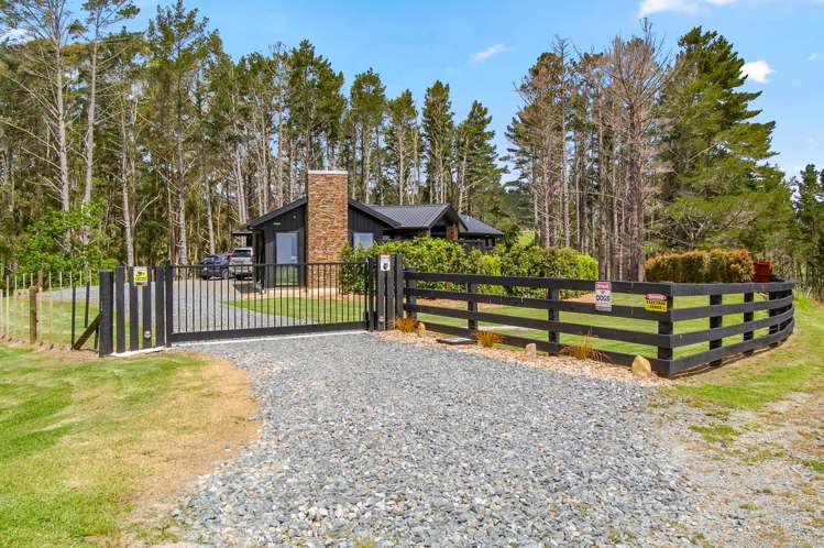 1 Gumtree Way Kaiwaka_17