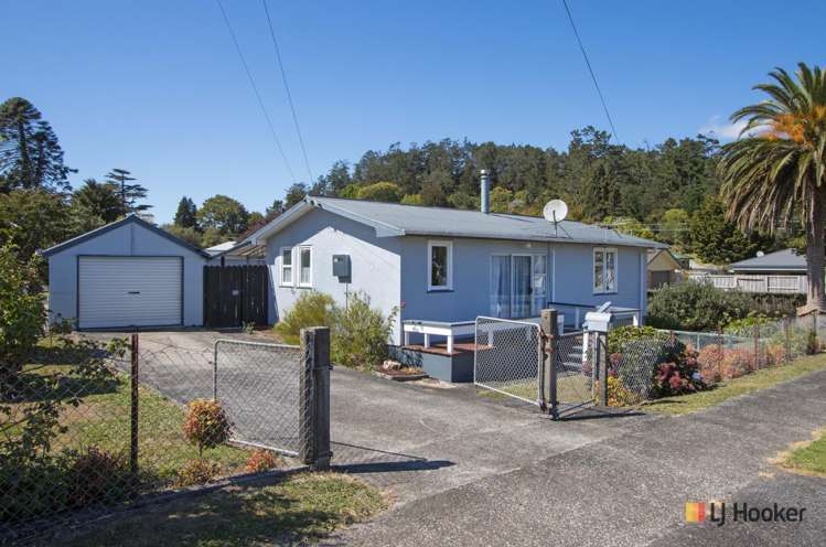 8 Gladstone Road Waihi_16