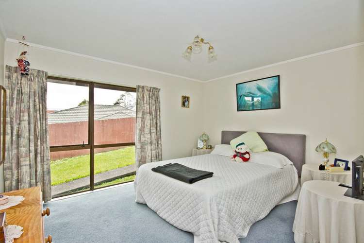 2/62 Clayburn Road Glen Eden_7