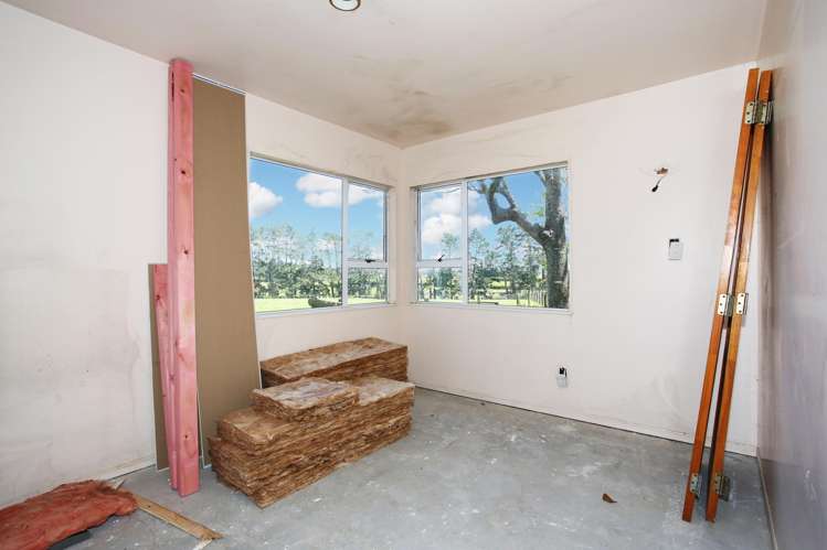 123F Irwin Road Kingseat_14