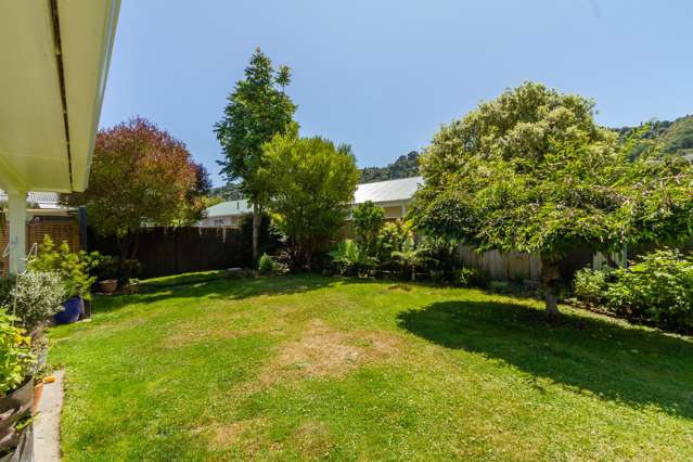 5 Ruapae Grove Trentham_2