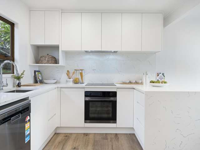 2/867 Beach Road Torbay_2