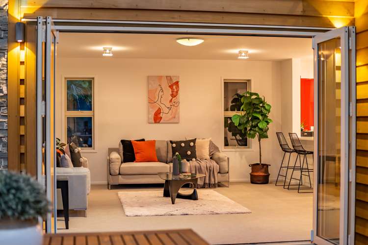 74f Heretaunga Square Silverstream_7