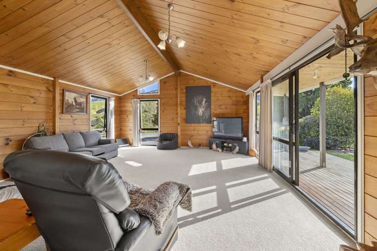 1221 Waitewhena Road Taumarunui_44