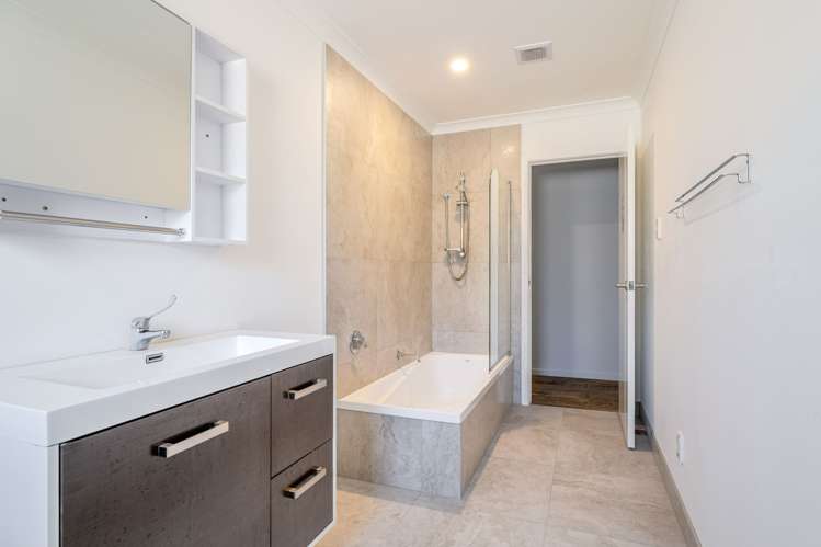 38 Airport Drive Milson_24