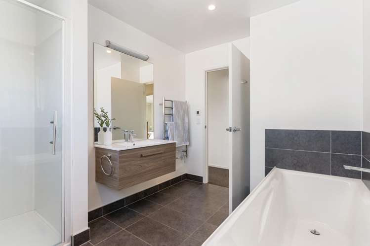 16 Radcliffe Street Glen Innes_18