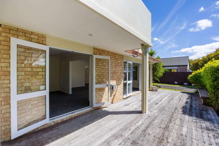 83 Alec Craig Way Gulf Harbour_18