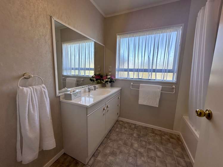 748 Makarewa Browns Road Ryal Bush_13