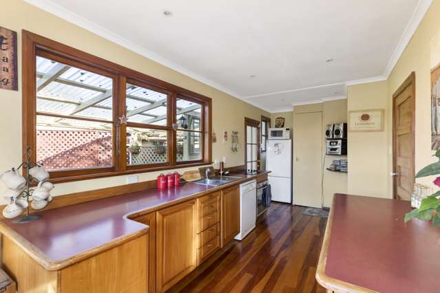 6 Biddle Crescent Taita_4