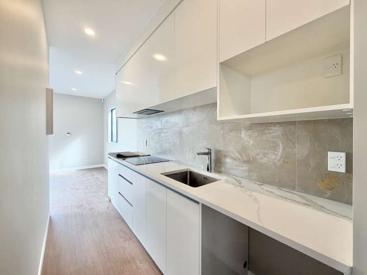 94 Huanui Drive Orewa_15