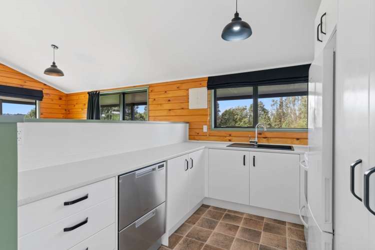 269 Brown Road Kaiwaka_14