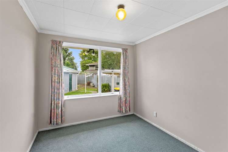 4 Davidson Crescent Hornby_6