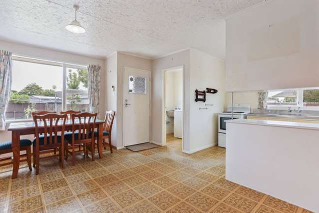 3 La Perouse Place Northcote_4