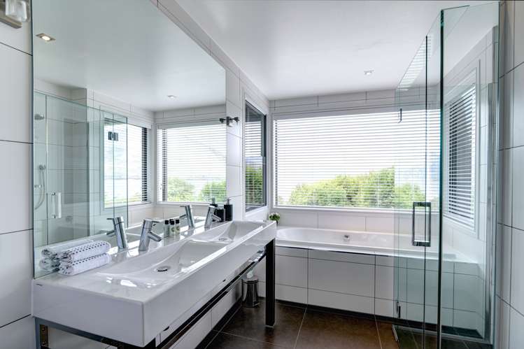 62 Cedar Drive Kelvin Heights_11