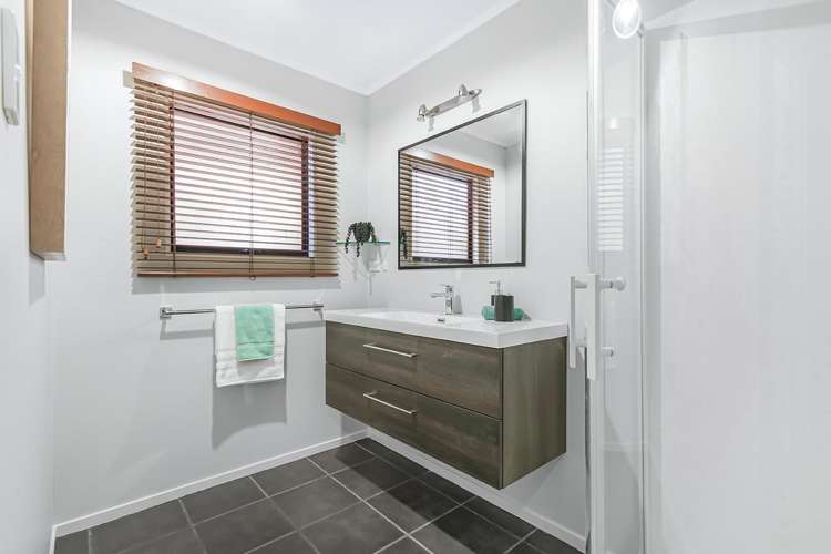2/42 Graham Street Hamilton East_9