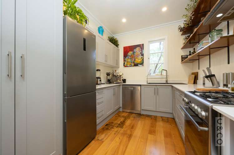 16 Karaka Street Helensville_9