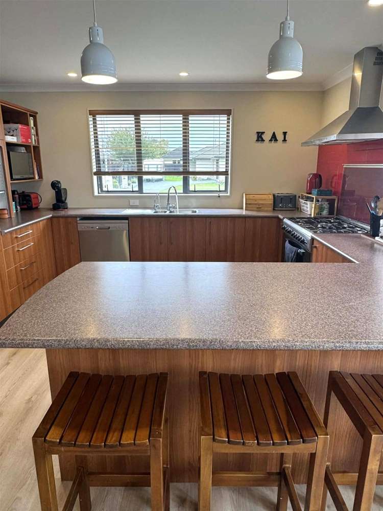 42 Peter Hall Drive Kelvin Grove_9