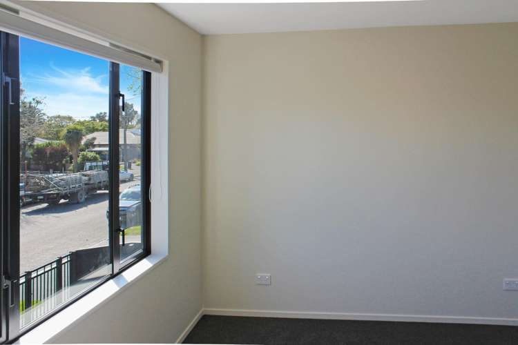 2/306 Worcester Street 1419_6