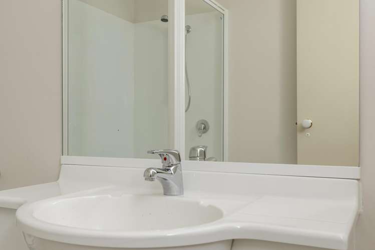 41 Lakeridge Close Rangatira Park_15