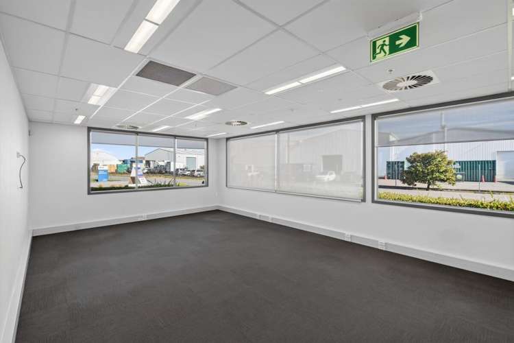 75 Seymour Street Hornby_14
